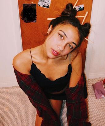 Ash Carillo Nude Leaks OnlyFans Photo 18