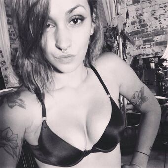 Ashlee Nova