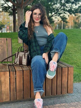 ashley_bell
