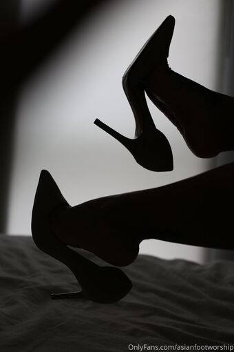 asianfootworship