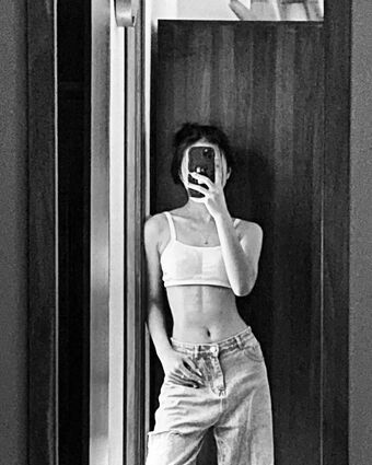 avravira Nude Leaks OnlyFans Photo 17