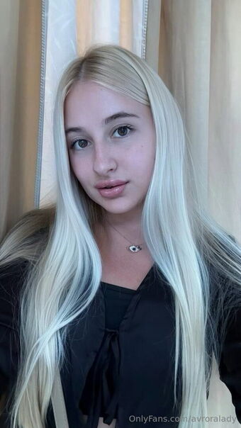 avroralady Nude Leaks OnlyFans Photo 33