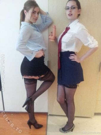 Awesomekate Nude Leaks OnlyFans Photo 29