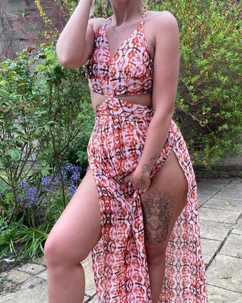 Axellepeach_