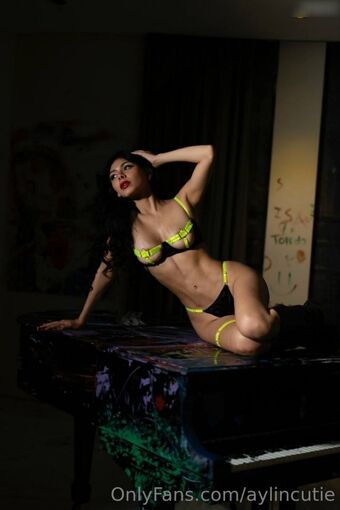 AylinCriss/AylinCuti