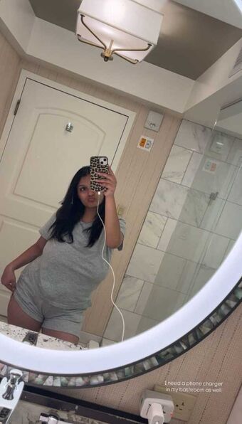 _ayushaaaa__