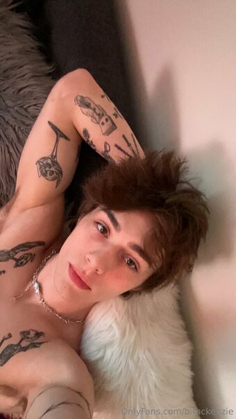 b.mckenzie Nude Leaks OnlyFans Photo 11