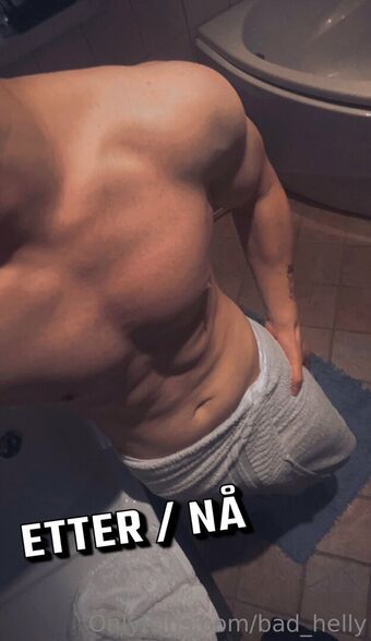 bad_helly Nude Leaks OnlyFans Photo 8