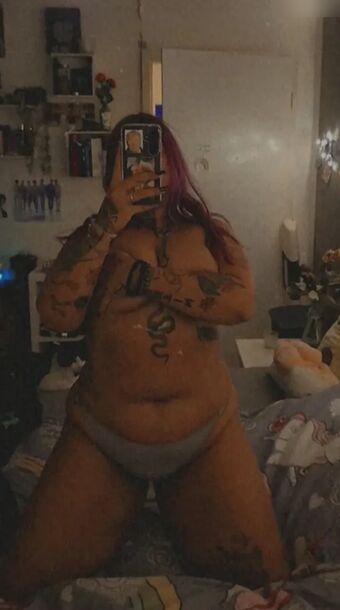 Badbitch_Vani