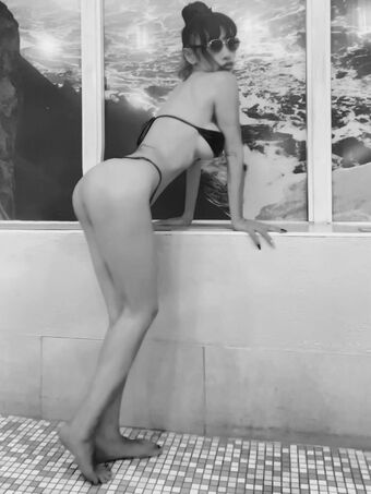 Bai Ling