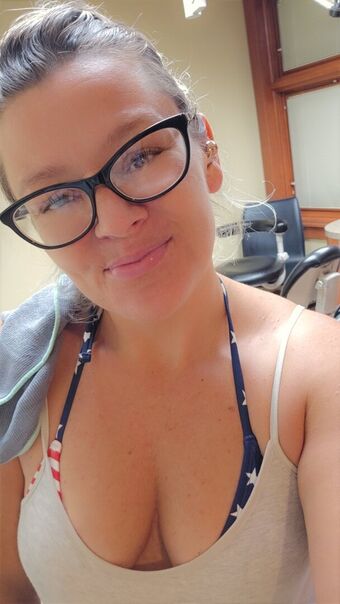 Basedmama Nude Leaks OnlyFans Photo 8