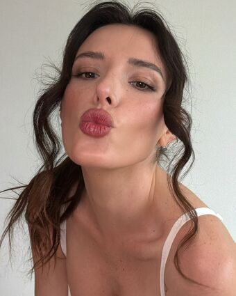 Bella Thorne Nude Leaks OnlyFans Photo 7
