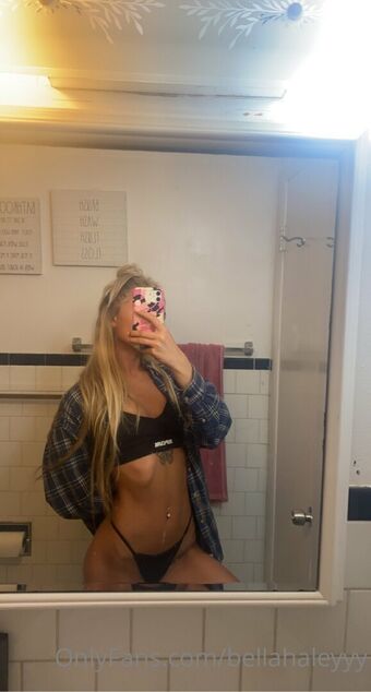 bellahaleyyy