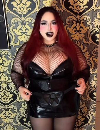 bellegoddess.domme Nude Leaks OnlyFans Photo 7