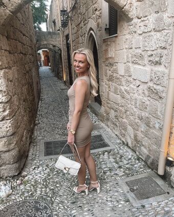 Beth Fraser Nude Leaks OnlyFans Photo 3