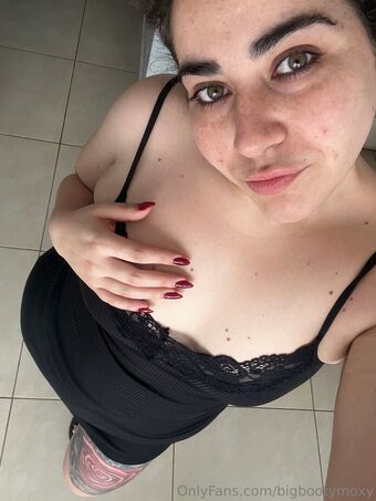 bigbootymoxy Nude Leaks OnlyFans Photo 9