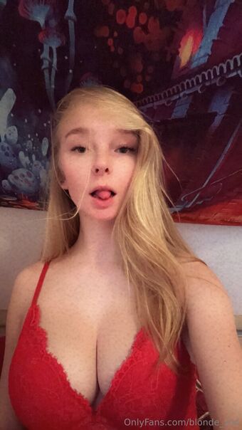 blonde_vivi Nude Leaks OnlyFans Photo 24