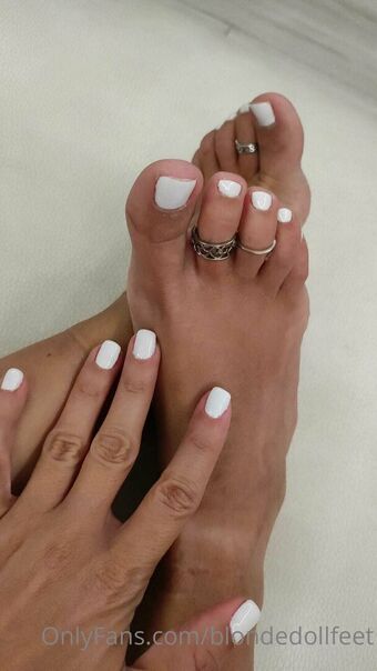 Blondedollfeet