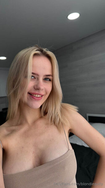 blondiepolly