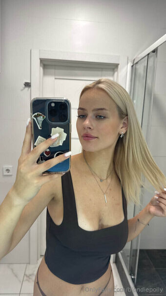 blondiepolly