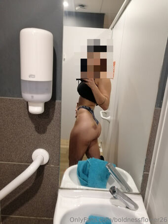 boldnessflower26 Nude Leaks OnlyFans Photo 7