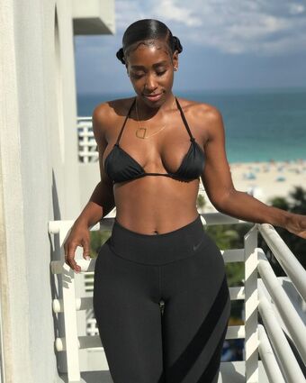 Bria Myles Nude Leaks OnlyFans Photo 131