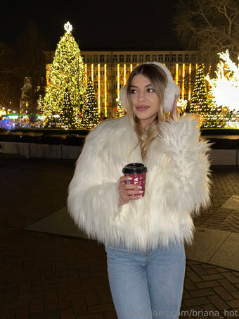 briana_hot