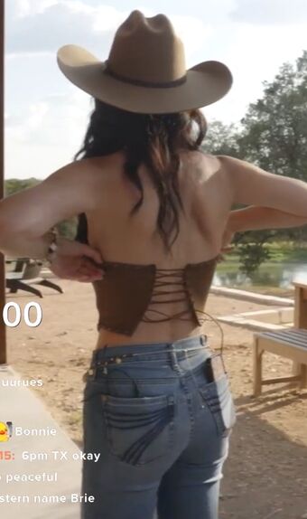 brieanneroksa Nude Leaks OnlyFans Photo 32