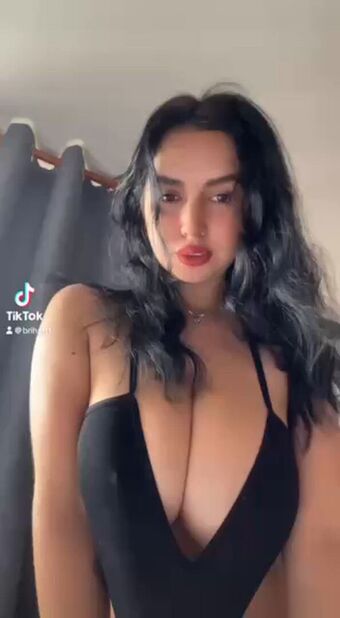 Brihattt Nude Leaks OnlyFans Photo 9
