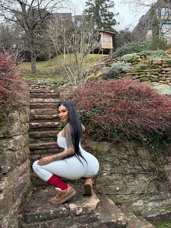 Brittanya Razavi Nude Leaks OnlyFans Photo 157