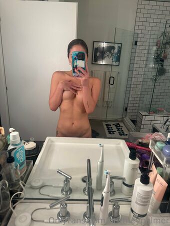 Brittney Palmer Nude Leaks OnlyFans Photo 4