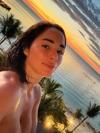 bruluccas30 Nude Leaks OnlyFans Photo 55