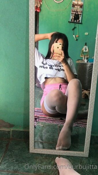 burbujitta Nude Leaks OnlyFans Photo 9