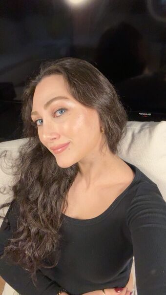 Buse Aydın Nude Leaks OnlyFans Photo 17