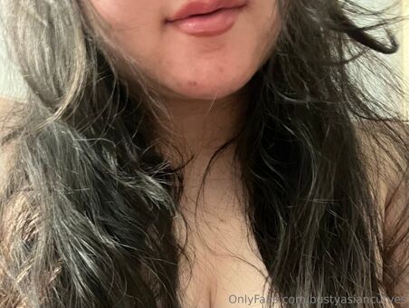 bustyasiancurves