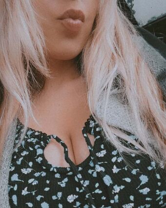 BustyVeronica Nude Leaks OnlyFans Photo 40