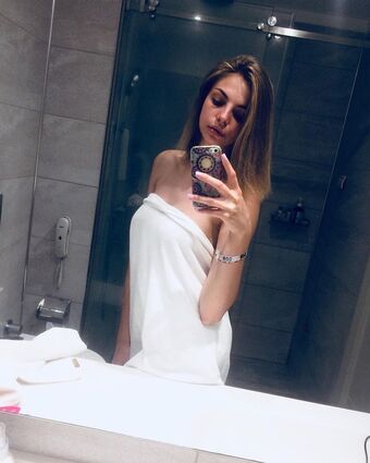 busya18plus Nude Leaks OnlyFans Photo 426