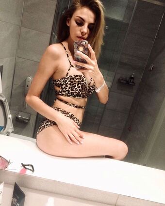 busya18plus Nude Leaks OnlyFans Photo 427