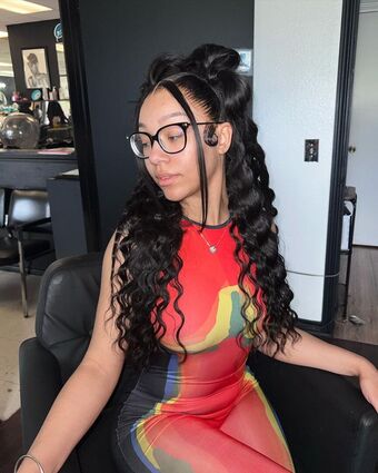 Caileneasely