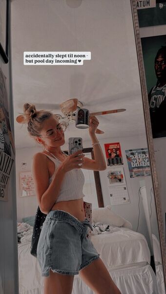 Caitlin Marie Reacts