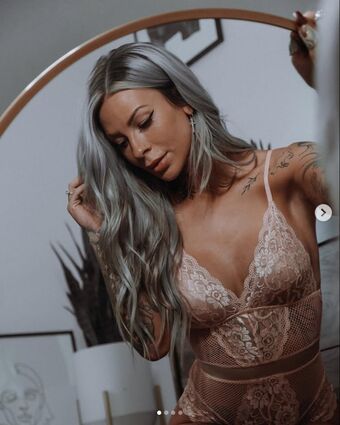 Caity Babs Nude Leaks OnlyFans Photo 11