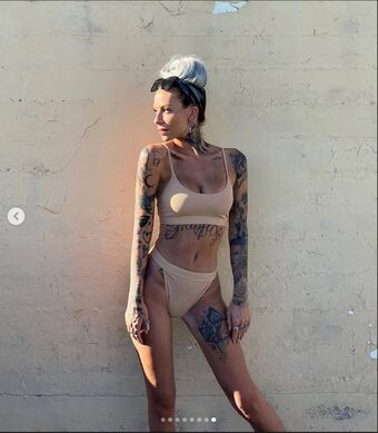 Caity Babs Nude Leaks OnlyFans Photo 20