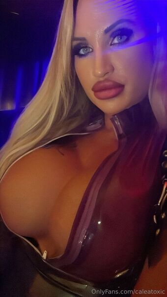 Caleatoxic Nude Leaks OnlyFans Photo 47