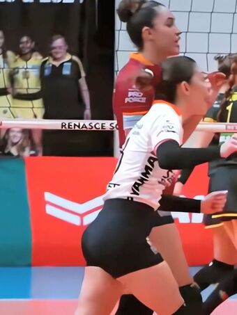 Camila Brait