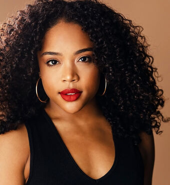 Candace Maxwell