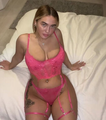Caoimhe Moreland Nude Leaks OnlyFans Photo 5