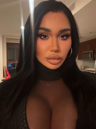 Carmela Habibi Nude Leaks OnlyFans Photo 133