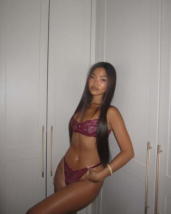 Carmen Tran Nude Leaks OnlyFans Photo 23