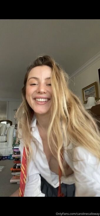 carolinecalloway Nude Leaks OnlyFans Photo 19