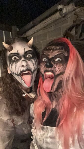 Carrie Cannie / carrie_cannie